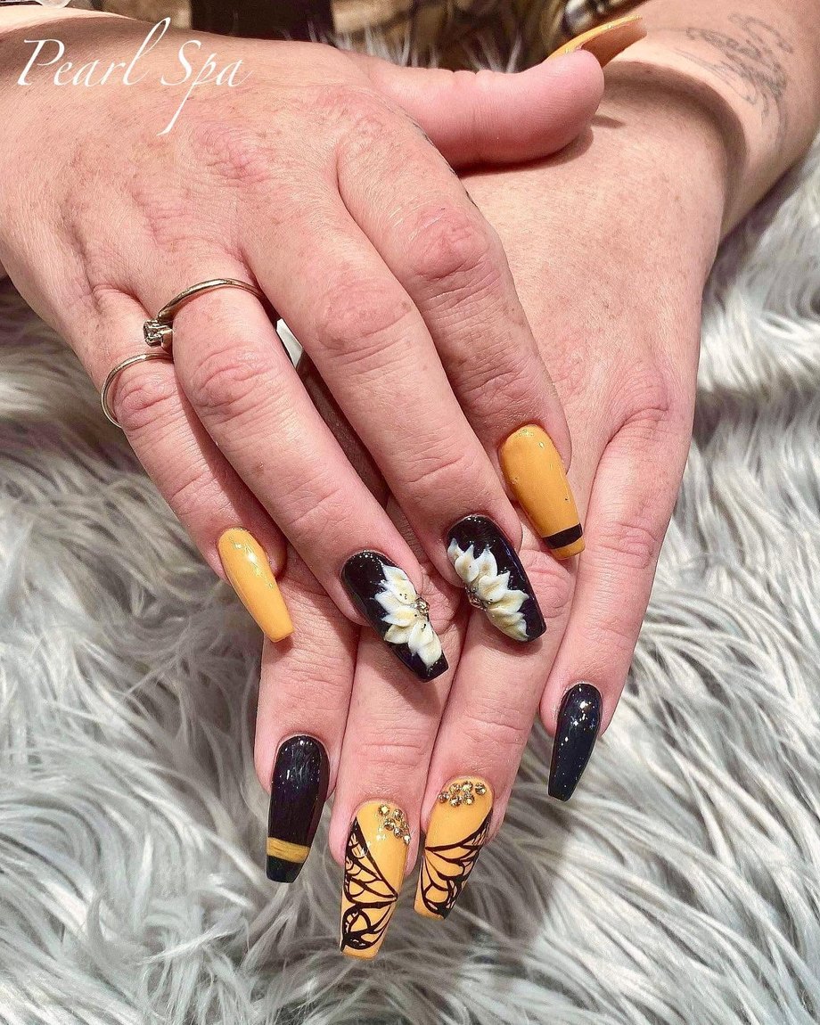 Hand-finished custom nail design by Pearl Spa